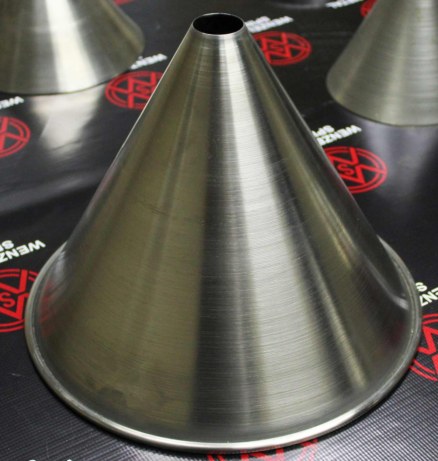An application scenario or product detail of metal spinning for bulk handling - Image 11