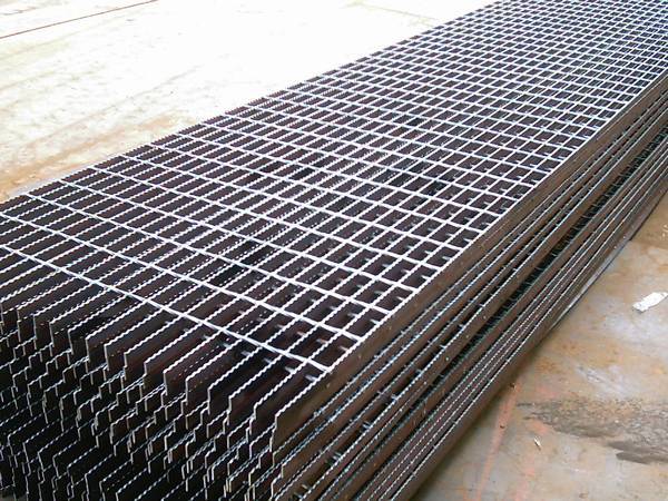 An application scenario or product detail of metal walkways gratings - Image 10