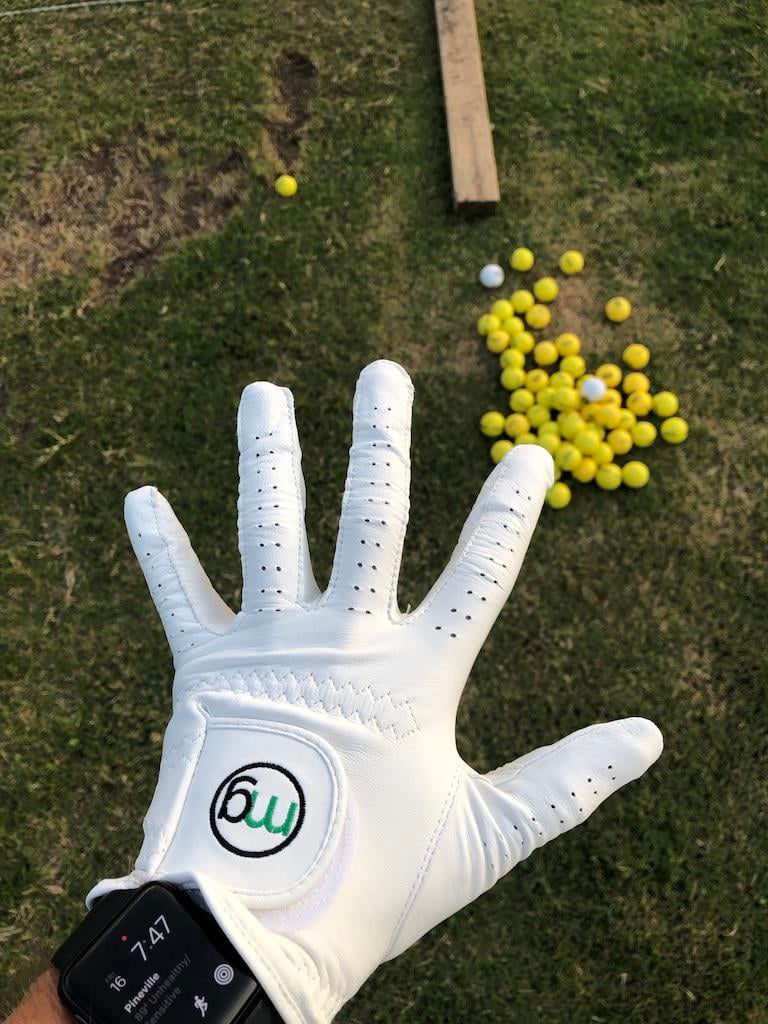 An application scenario or product detail of mg golf gloves - Image 14