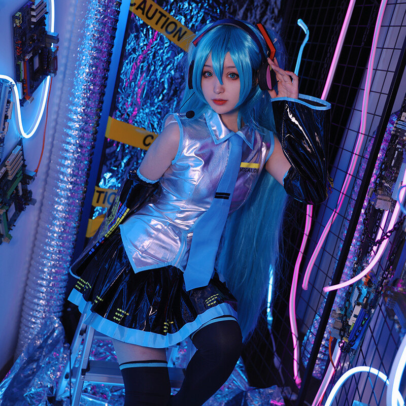 An application scenario or product detail of miku costume - Image 8