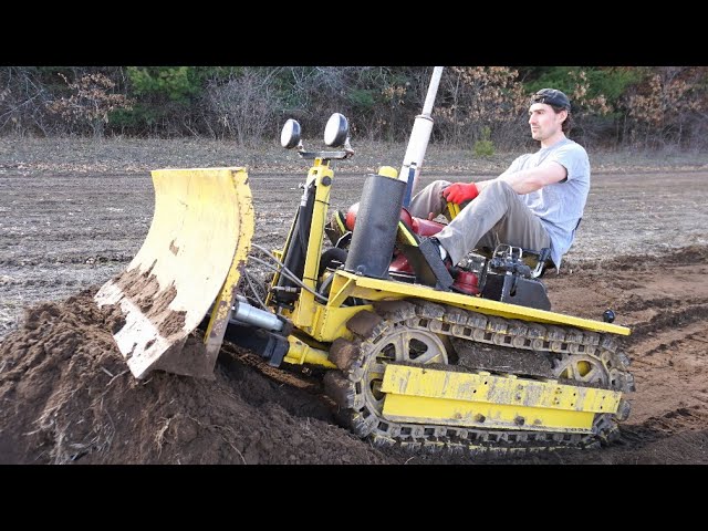 An application scenario or product detail of mini bulldozer - Image 8