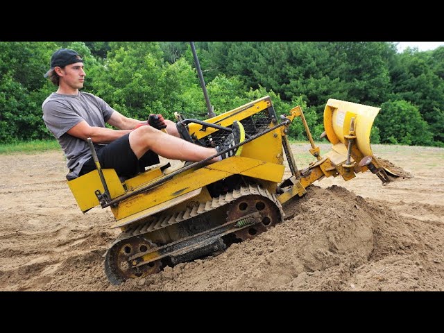 An application scenario or product detail of mini bulldozer - Image 11
