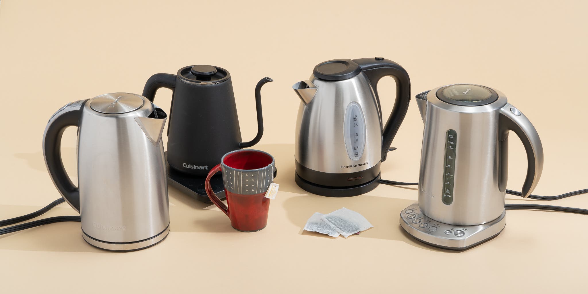 An application scenario or product detail of mini electric kettle - Image 11