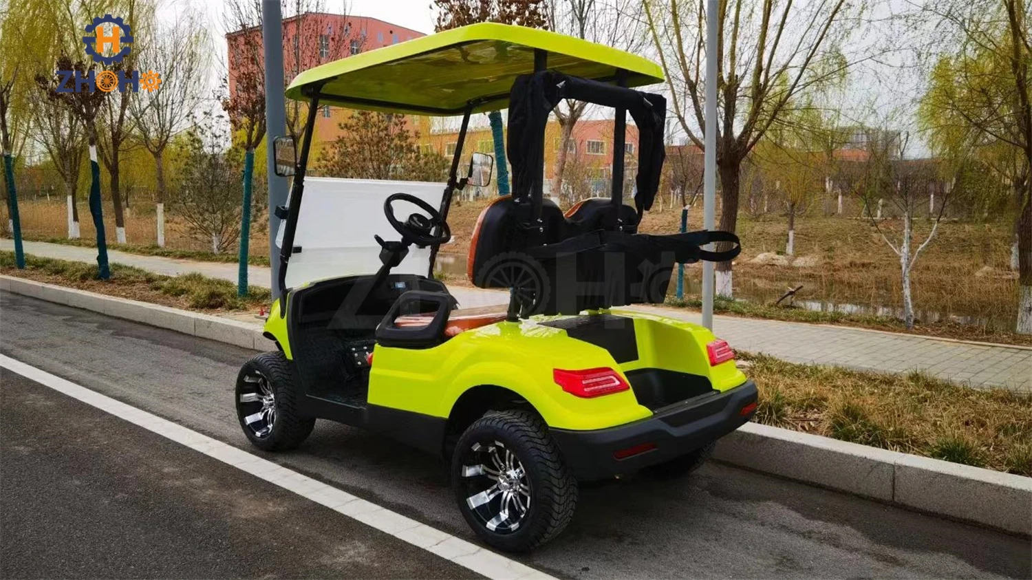 An application scenario or product detail of mini g wagon golf cart - Image 16