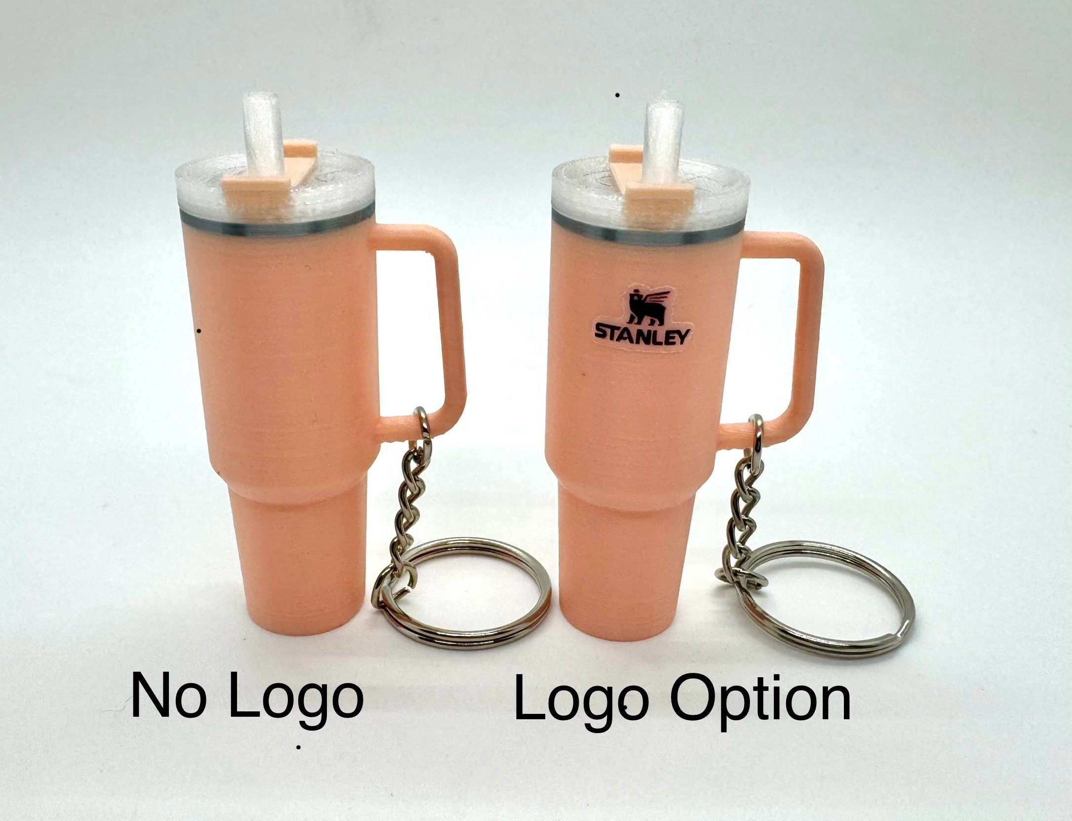 An application scenario or product detail of mini stanley cup keychain - Image 4