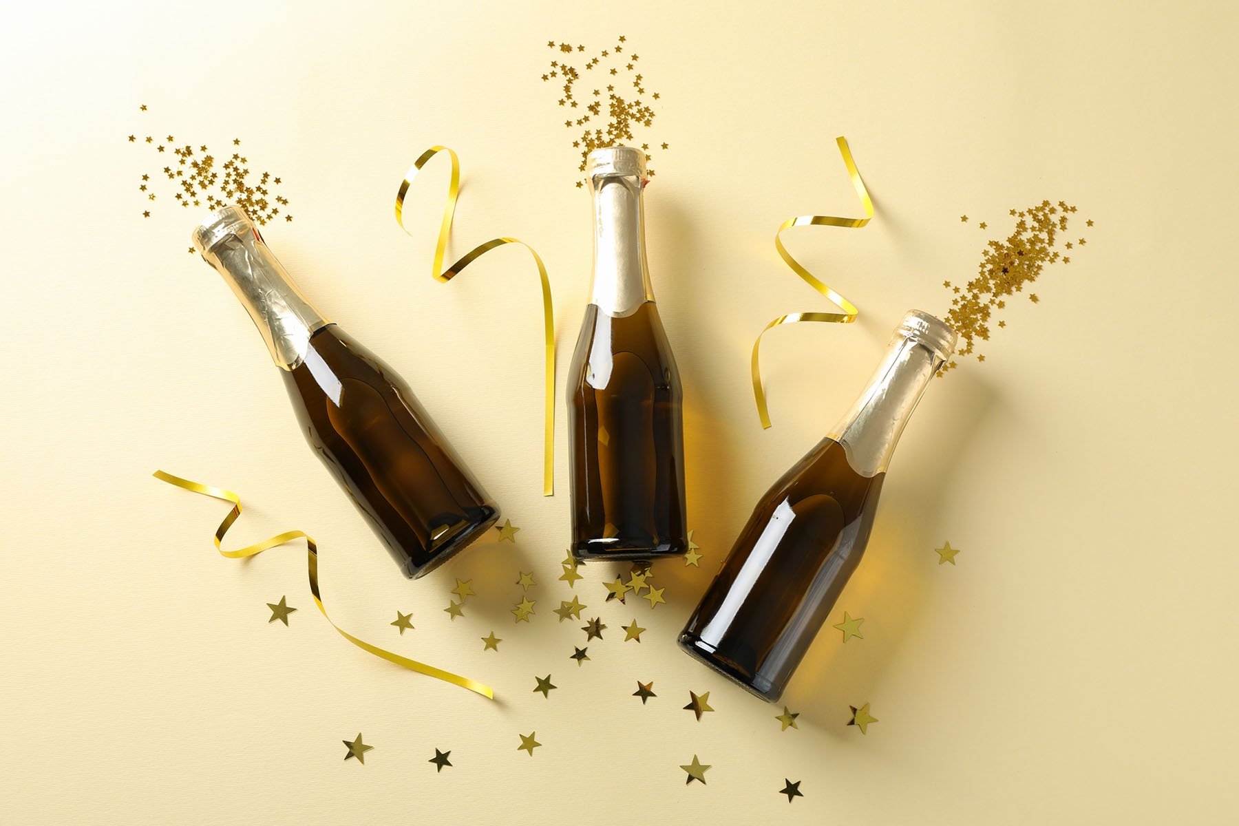 An application scenario or product detail of miniature champagne bottles bulk - Image 7