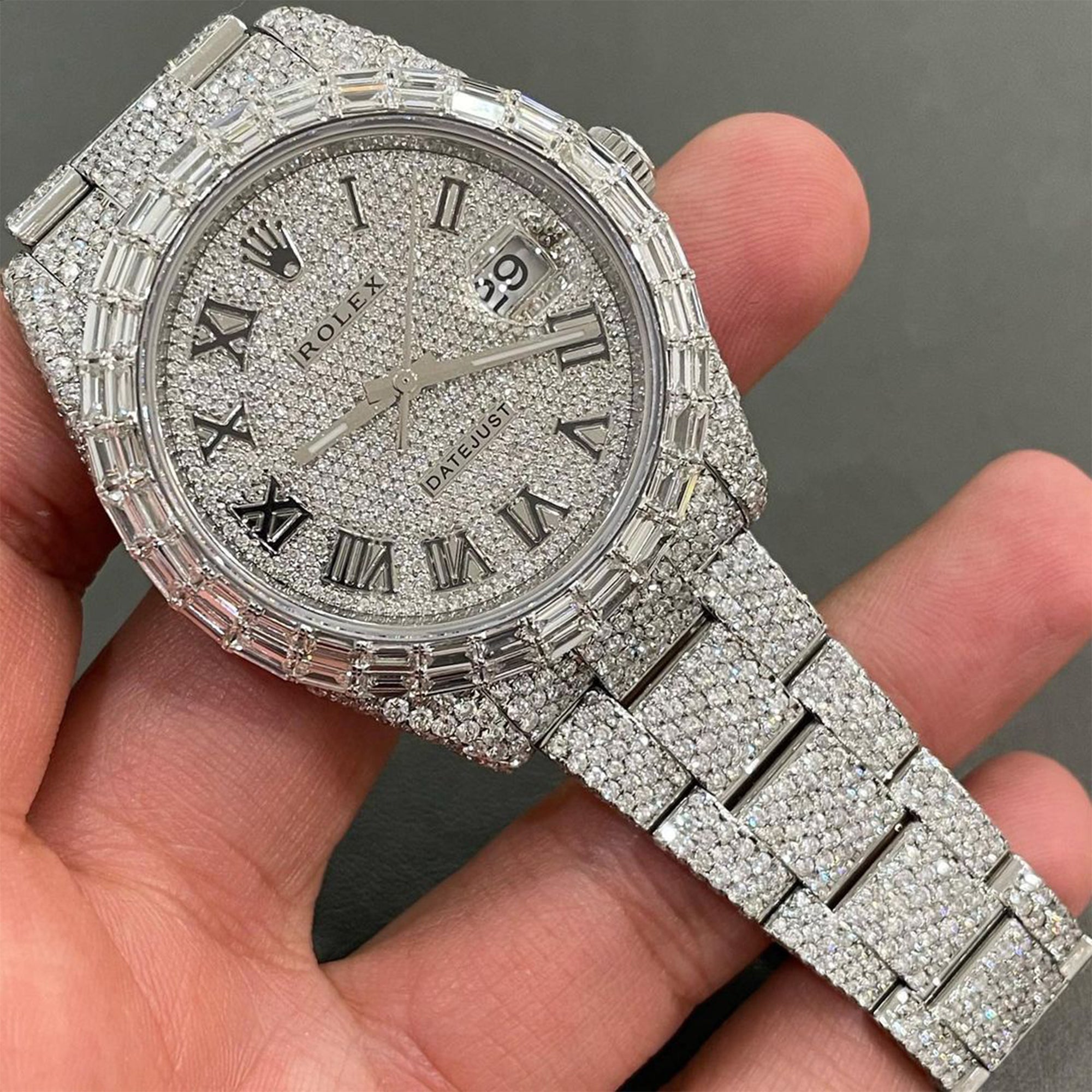 An application scenario or product detail of moissanite rolex - Image 3