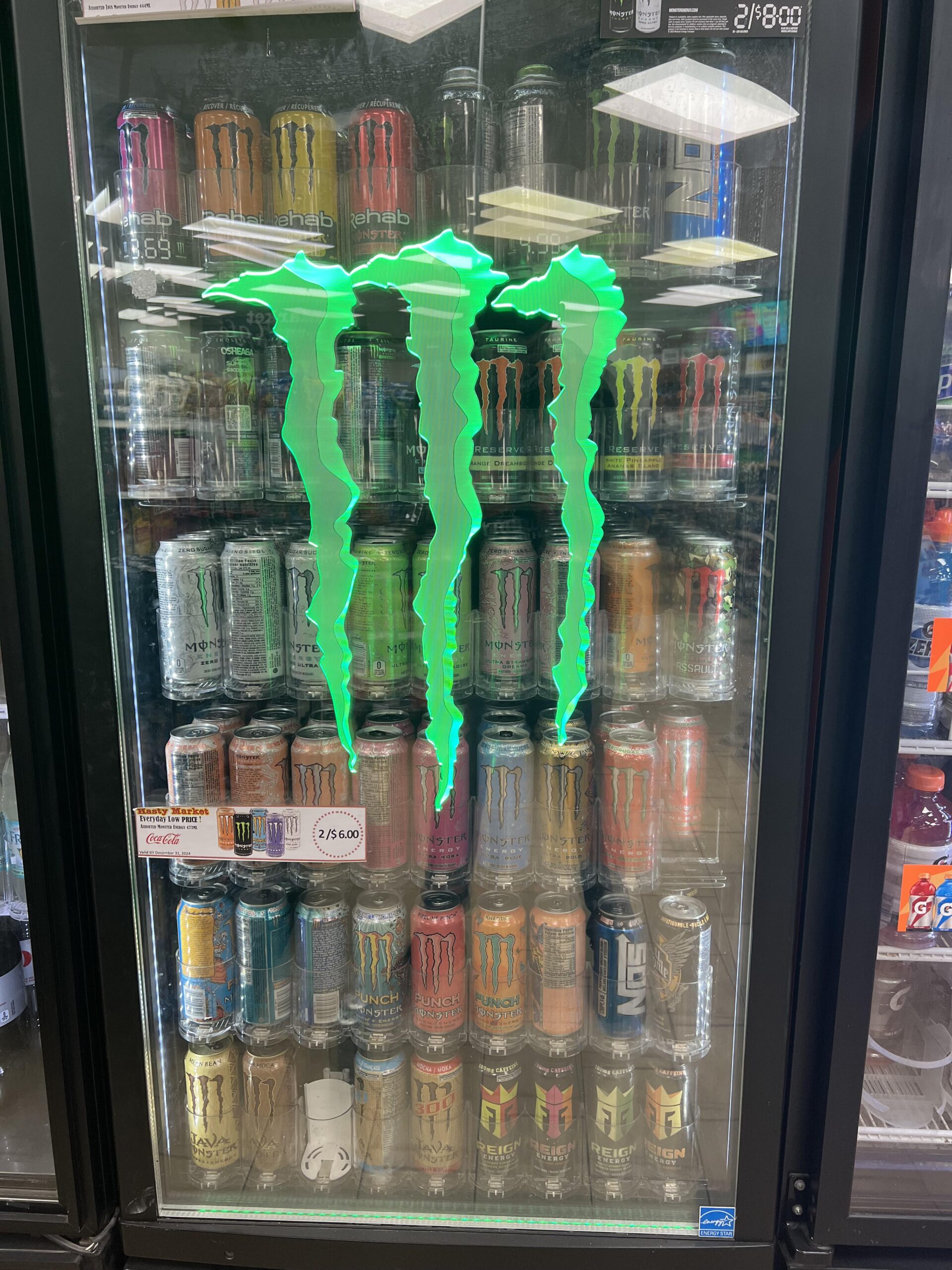 An application scenario or product detail of monster energy fridge - Image 14