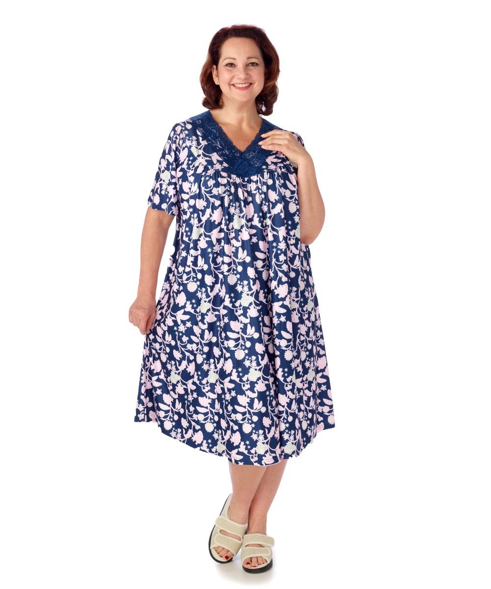 An application scenario or product detail of moo-moo dress - Image 2