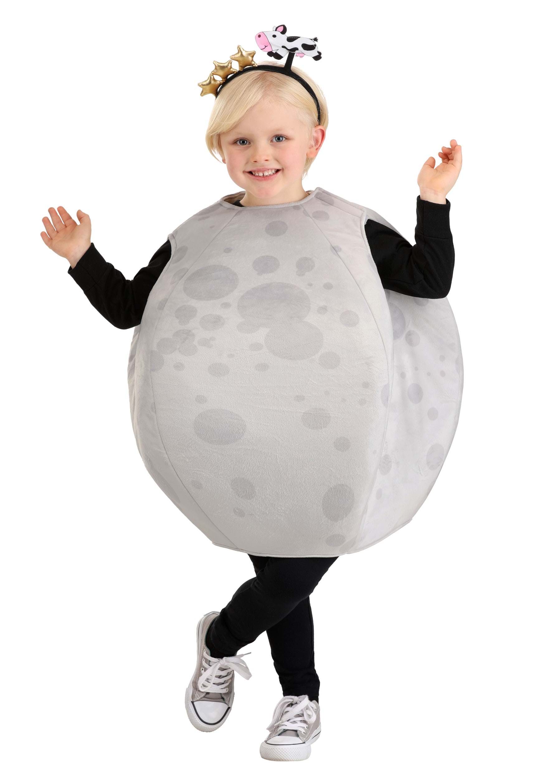 关于 moon outfit 的说明性图片