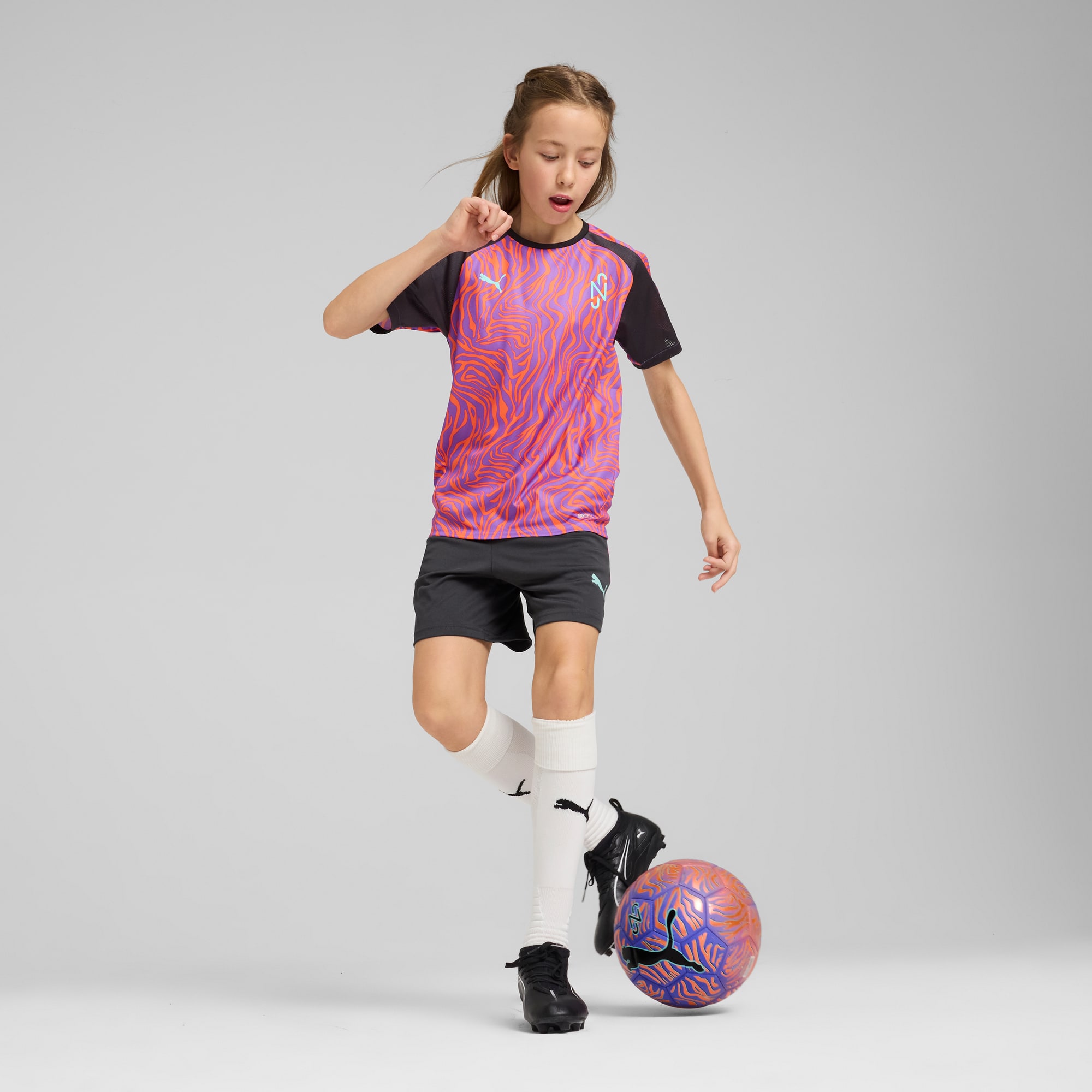 An application scenario or product detail of neymar kidswear - Image 15