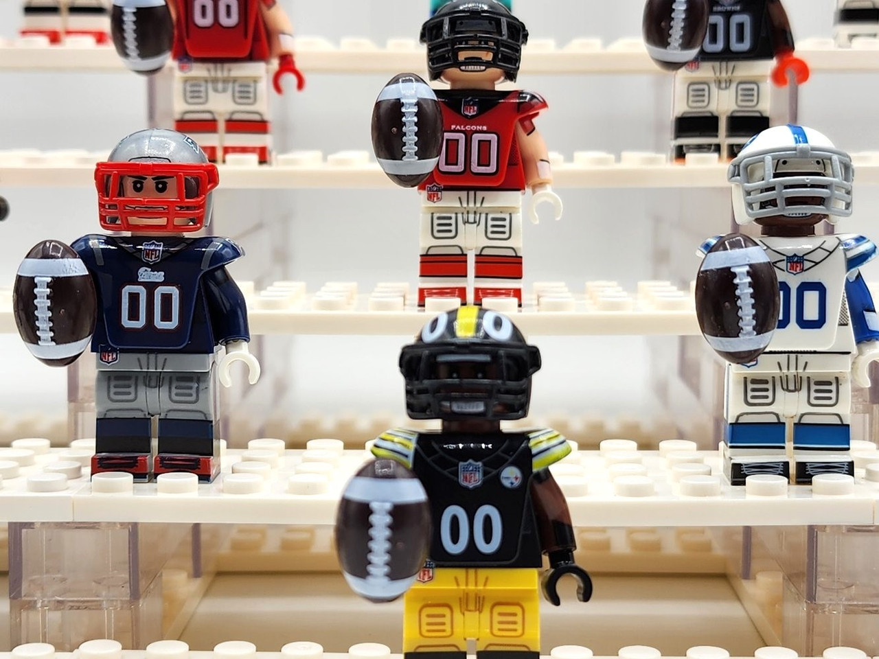 An application scenario or product detail of nfl legos - Image 11