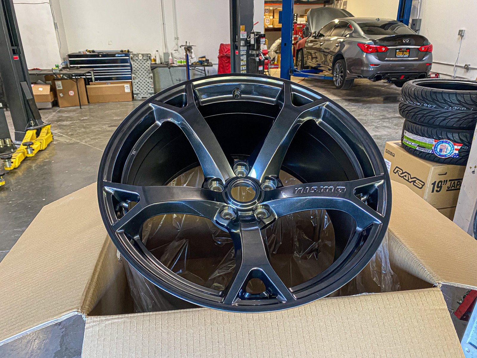 An application scenario or product detail of nismo rims - Image 9