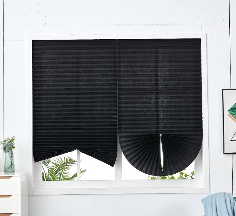 Featured image for the non permanent blinds guide