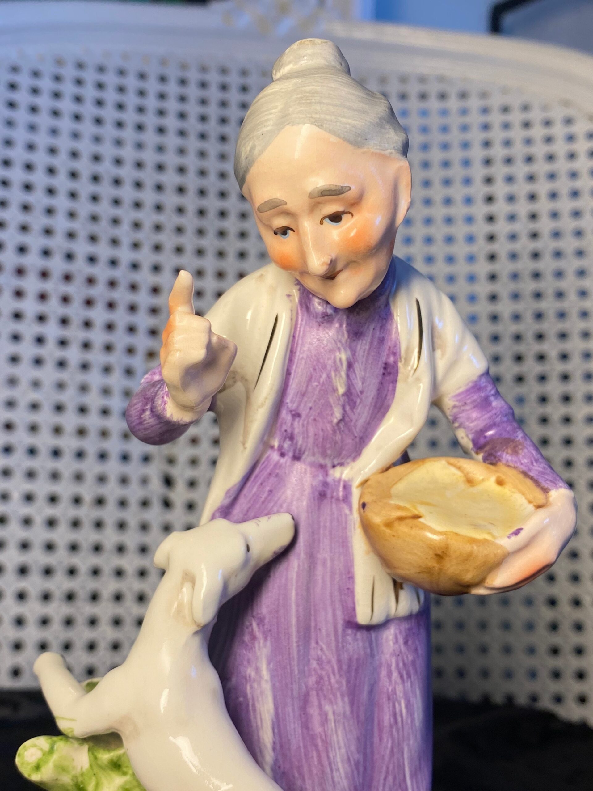 An application scenario or product detail of old lady figurines - Image 22