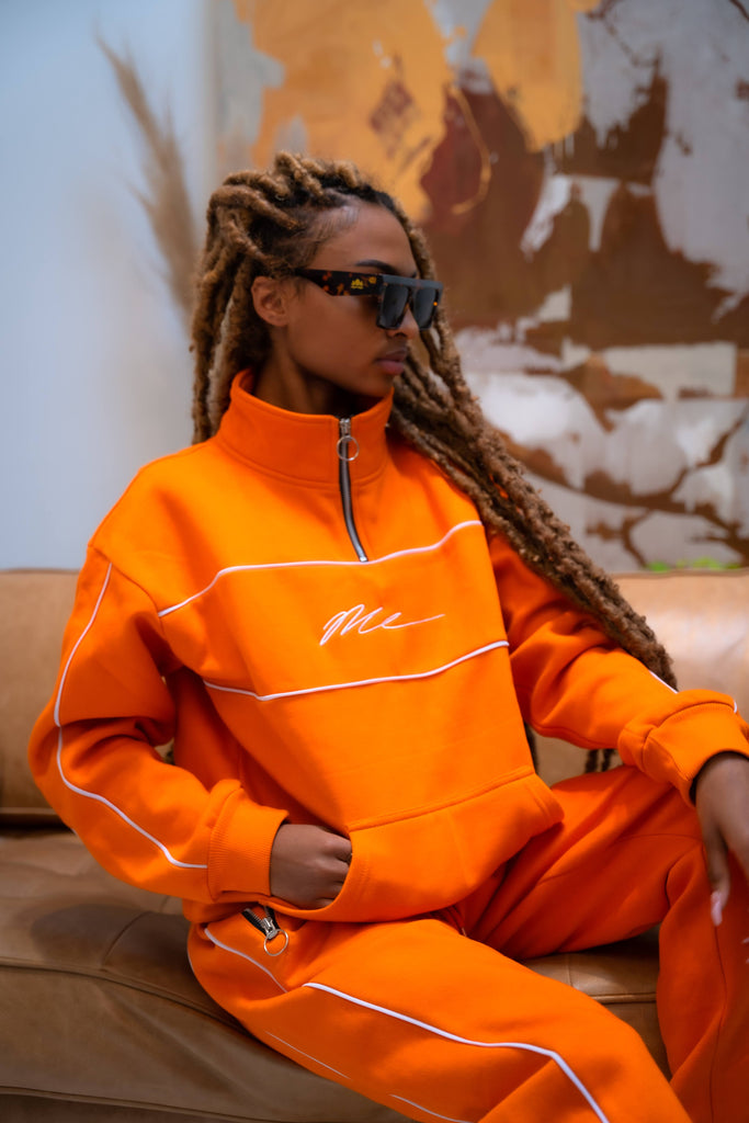 An application scenario or product detail of orange tracksuit - Image 10