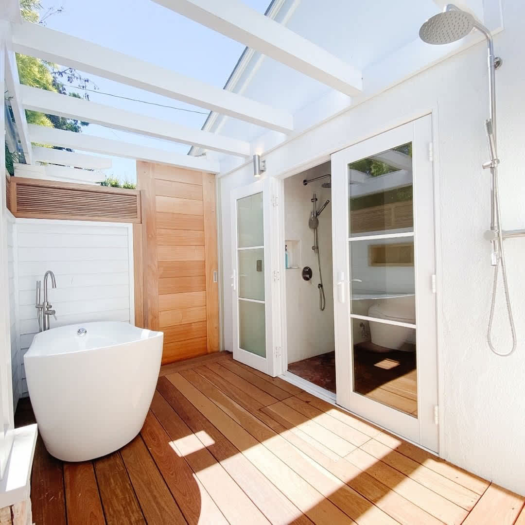 An application scenario or product detail of outdoor bathroom - Image 10