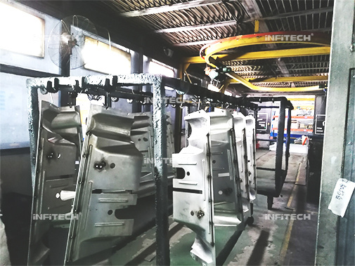 An application scenario or product detail of paint conveyor systems - Image 17