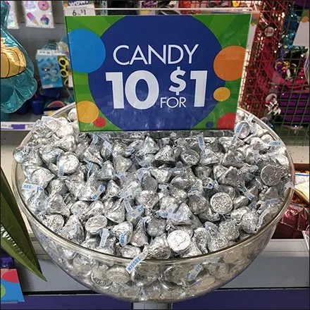 An application scenario or product detail of party city candy - Image 11