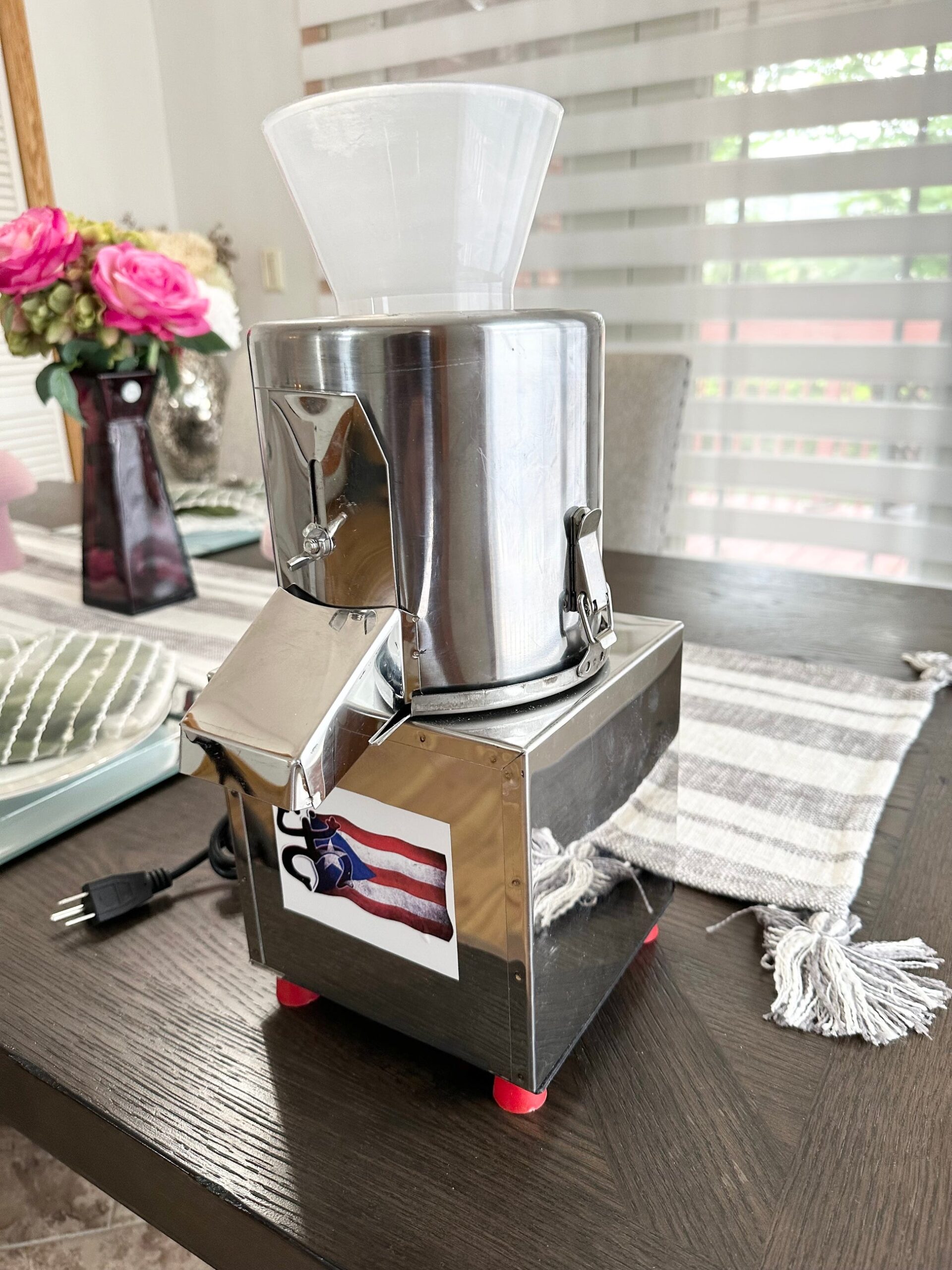 An application scenario or product detail of pasteles machine - Image 3