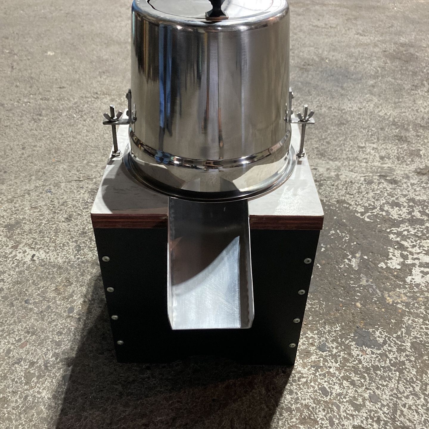 An application scenario or product detail of pasteles machine - Image 19