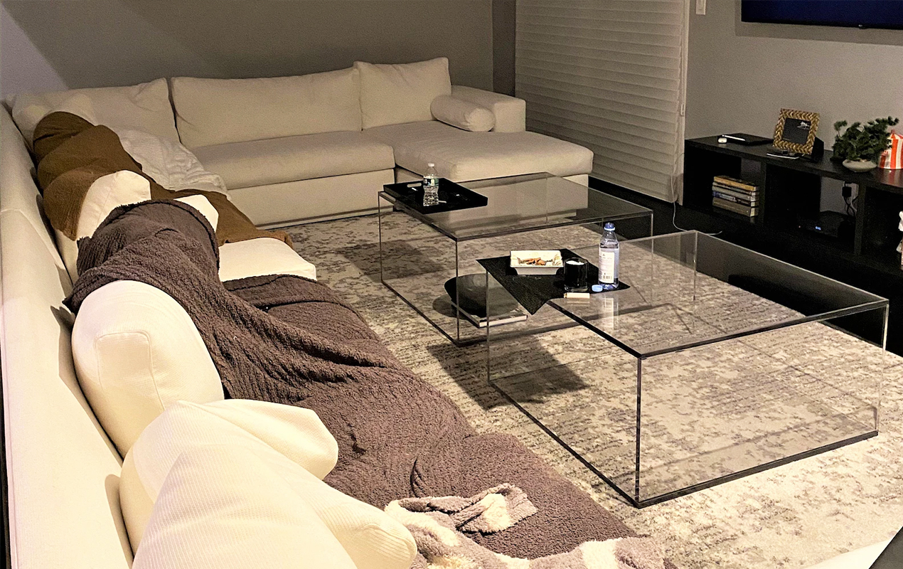 An application scenario or product detail of perspex coffee table - Image 3