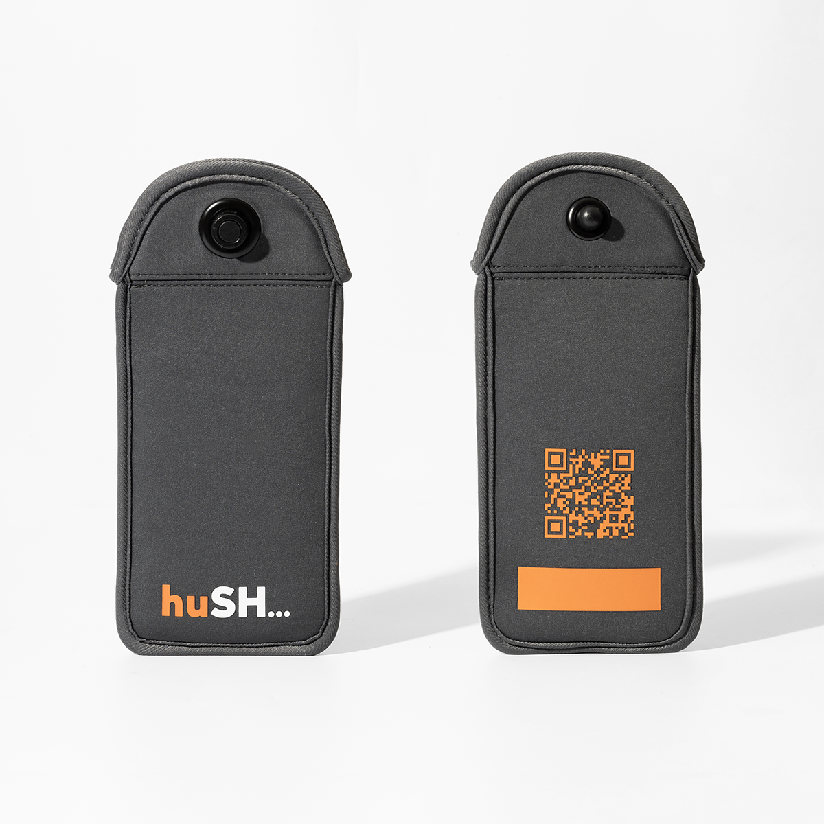 An application scenario or product detail of phone pouch lock up - Image 11