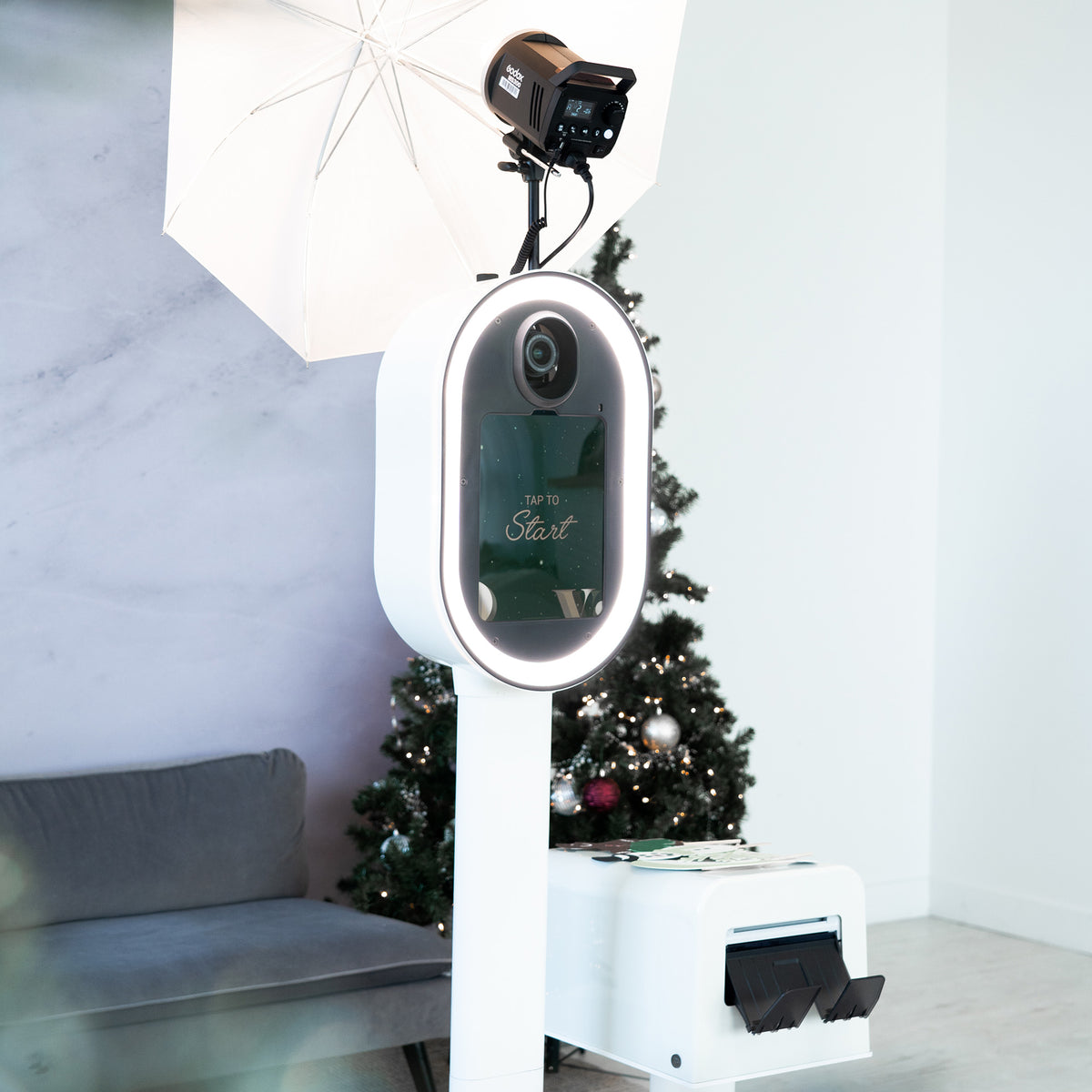 An application scenario or product detail of photo booth machine - Image 20