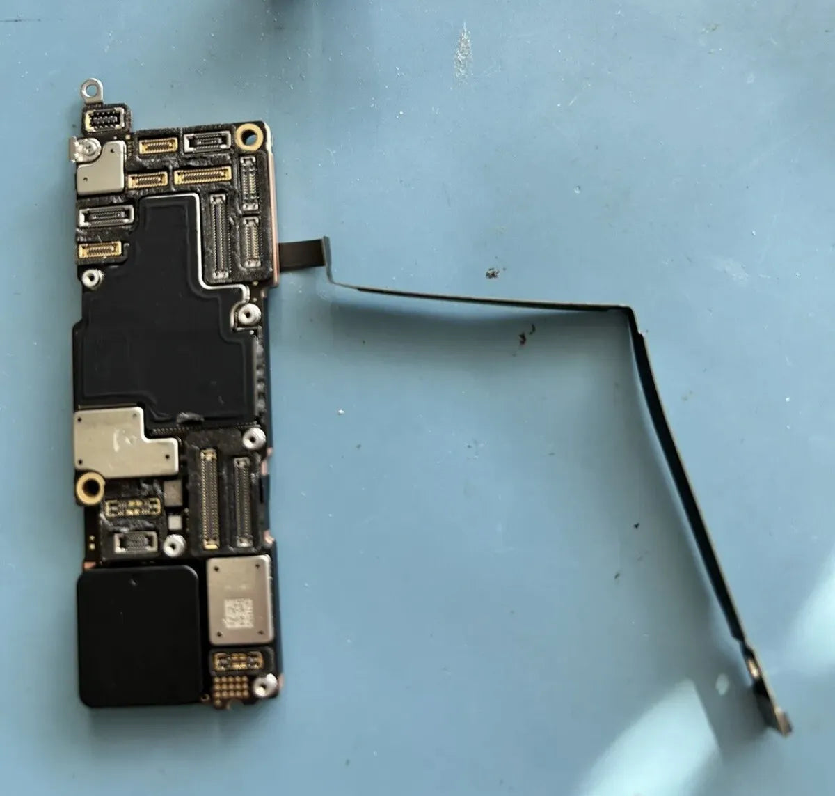 An application scenario or product detail of placa madre para iphone 14 pro max - Image 8