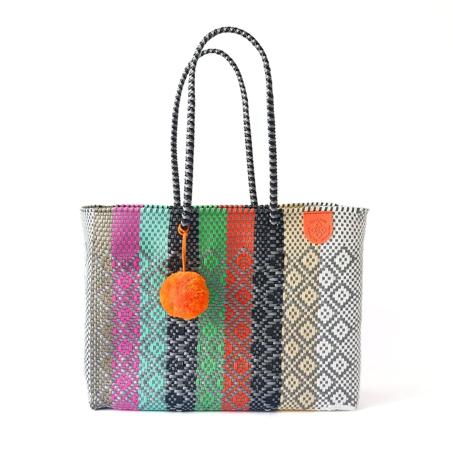 An application scenario or product detail of plastic beach bag - Image 7