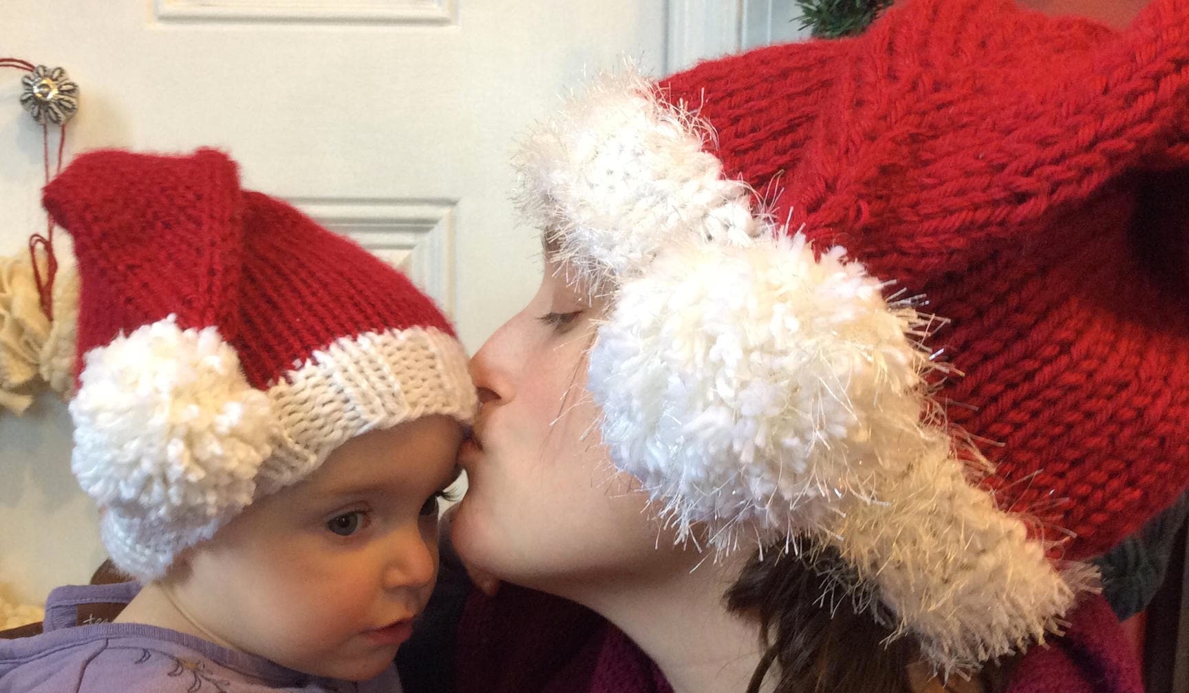 An application scenario or product detail of plastic christmas hat - Image 21
