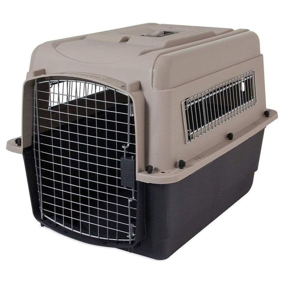 An application scenario or product detail of plastic crate vs wire crate - Image 15