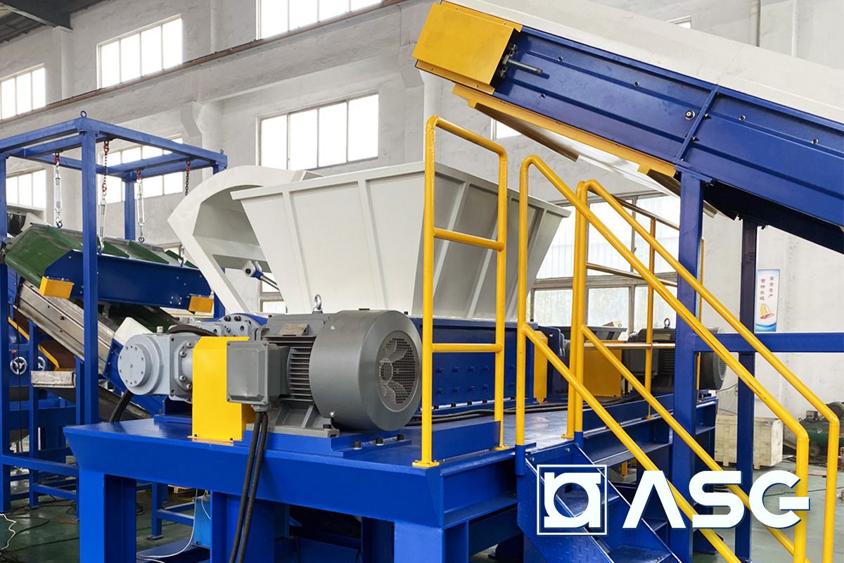 An application scenario or product detail of plastic shredder - Image 5