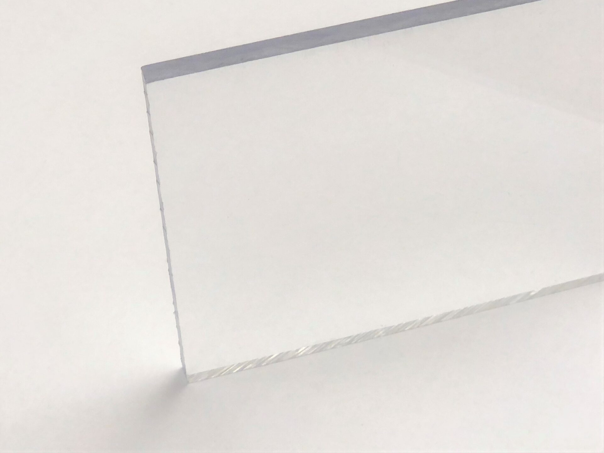 An application scenario or product detail of plexiglass sheets 4x8 - Image 14