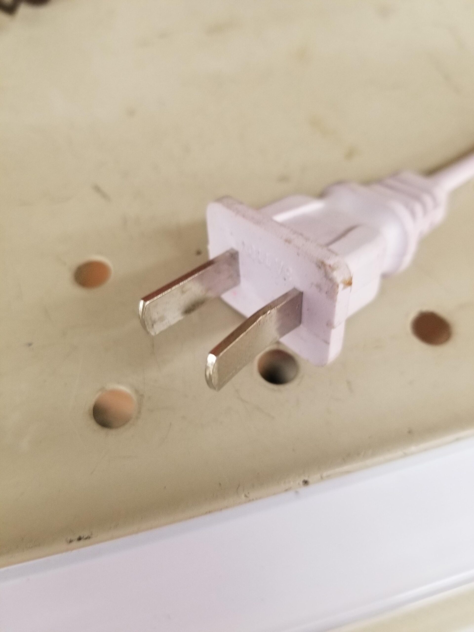 An application scenario or product detail of plug without holes - Image 6