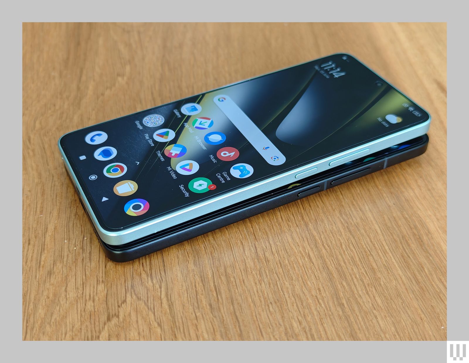 An application scenario or product detail of poco f6 pro scermo - Image 20