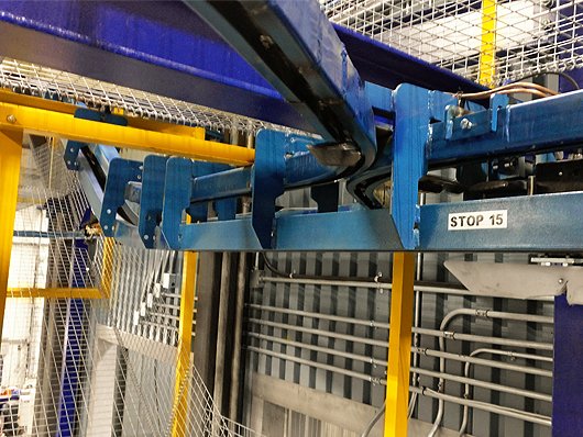 An application scenario or product detail of power and free conveyor - Image 10