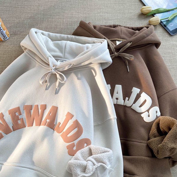 An application scenario or product detail of puff print hoodie - Image 17
