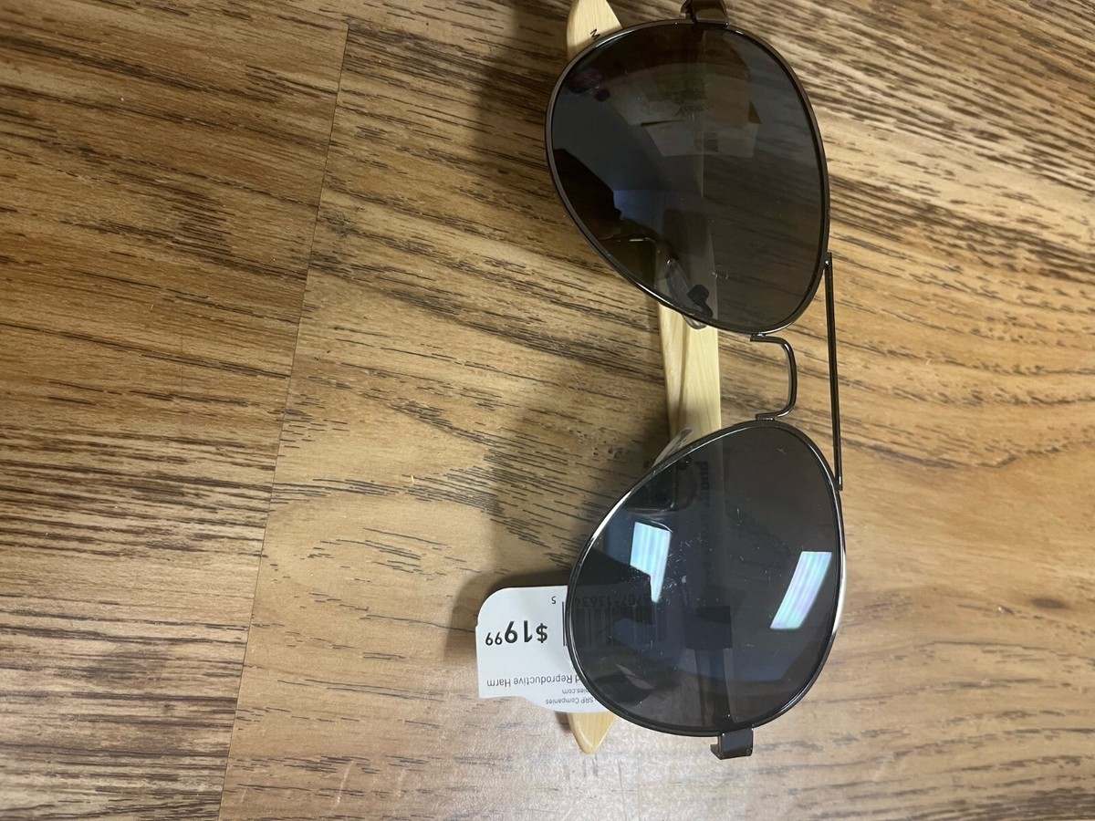 An application scenario or product detail of pugs shades - Image 7