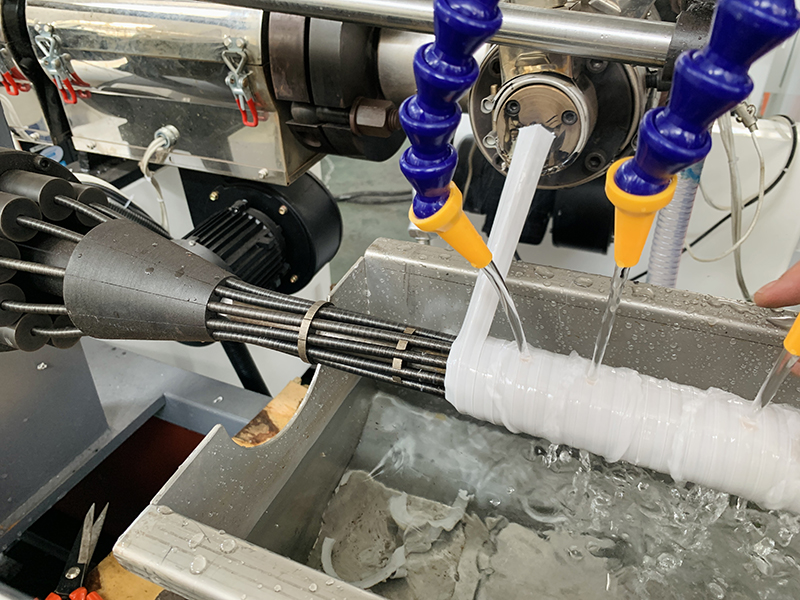 An application scenario or product detail of pvc extruder - Image 10