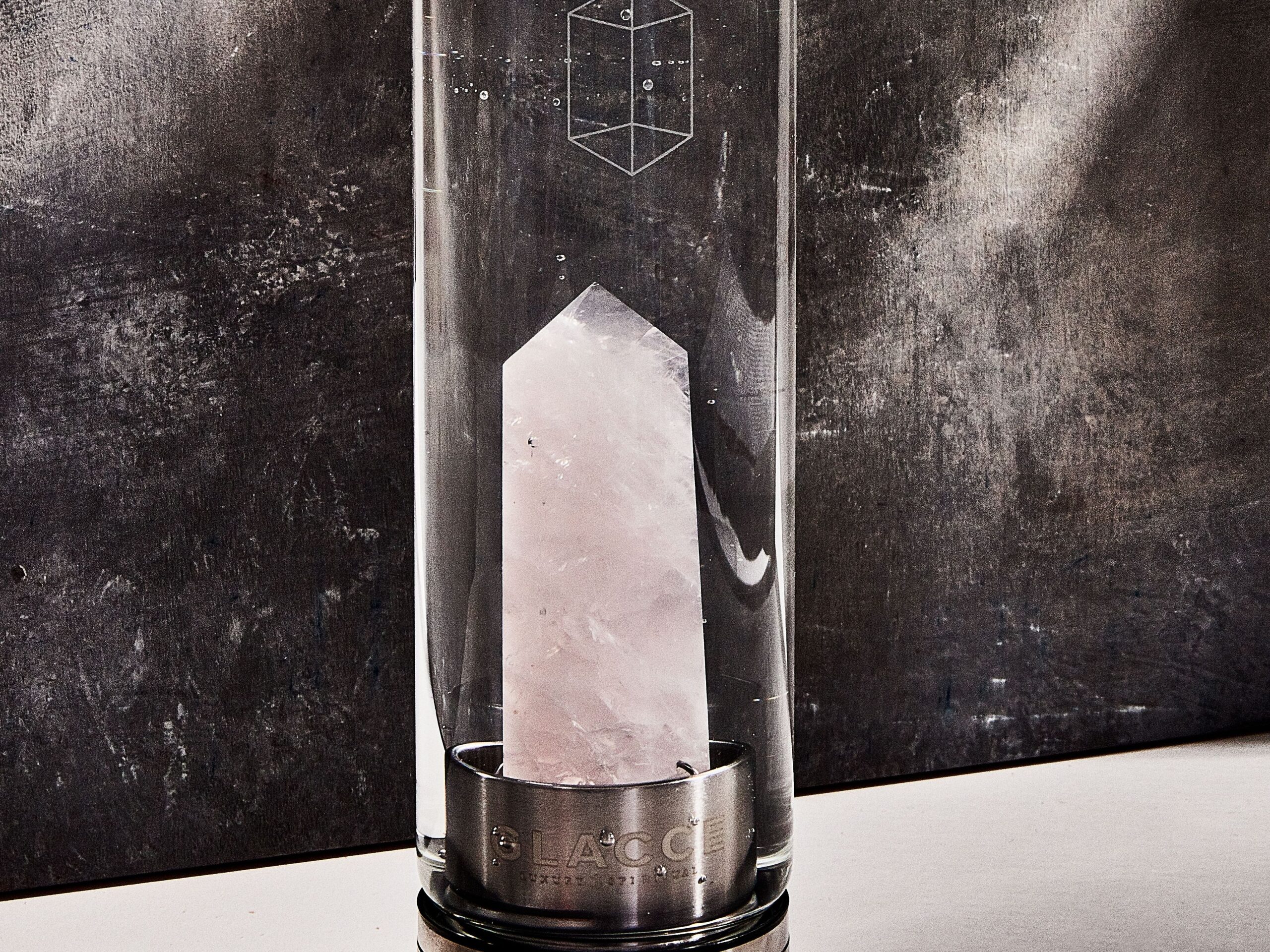 An application scenario or product detail of quartz drinking glass - Image 2