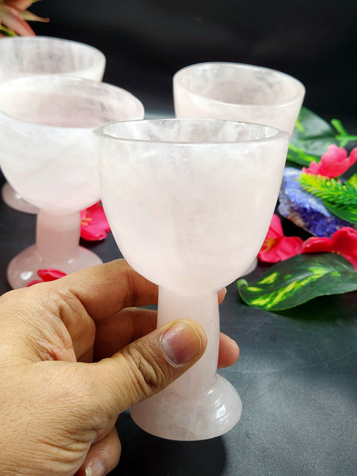 An application scenario or product detail of quartz wine glass - Image 10