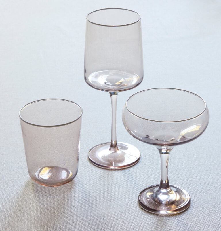 Featured image for the quartz wine glass guide