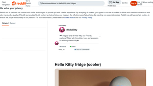 Hello Kitty - Mini Fridge