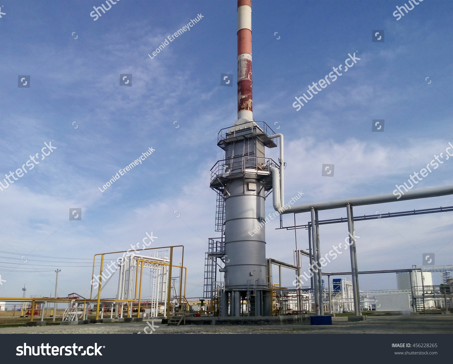 An application scenario or product detail of refinery furnace - Image 8