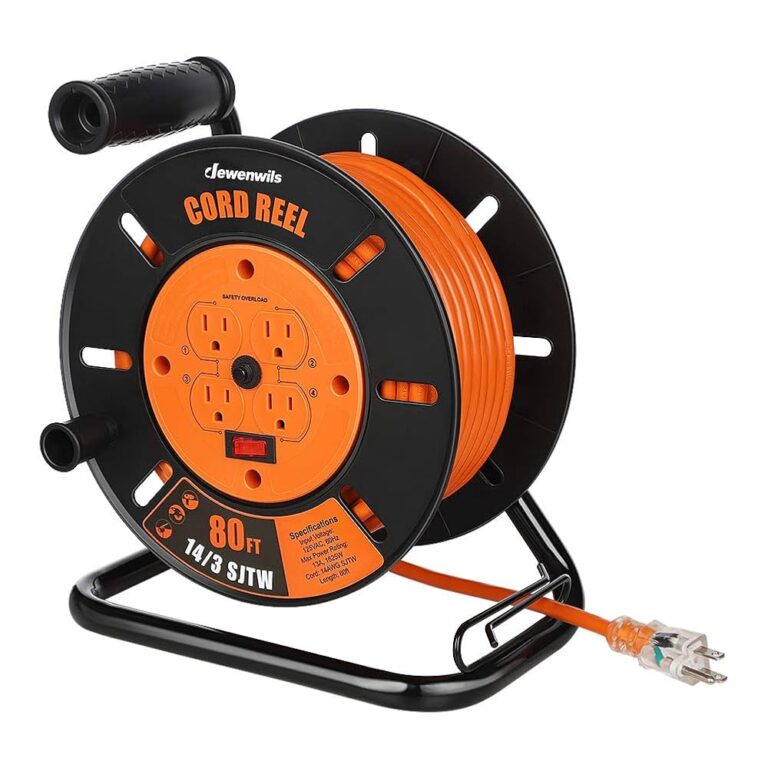 Featured image for the retractable outdoor extension cord guide