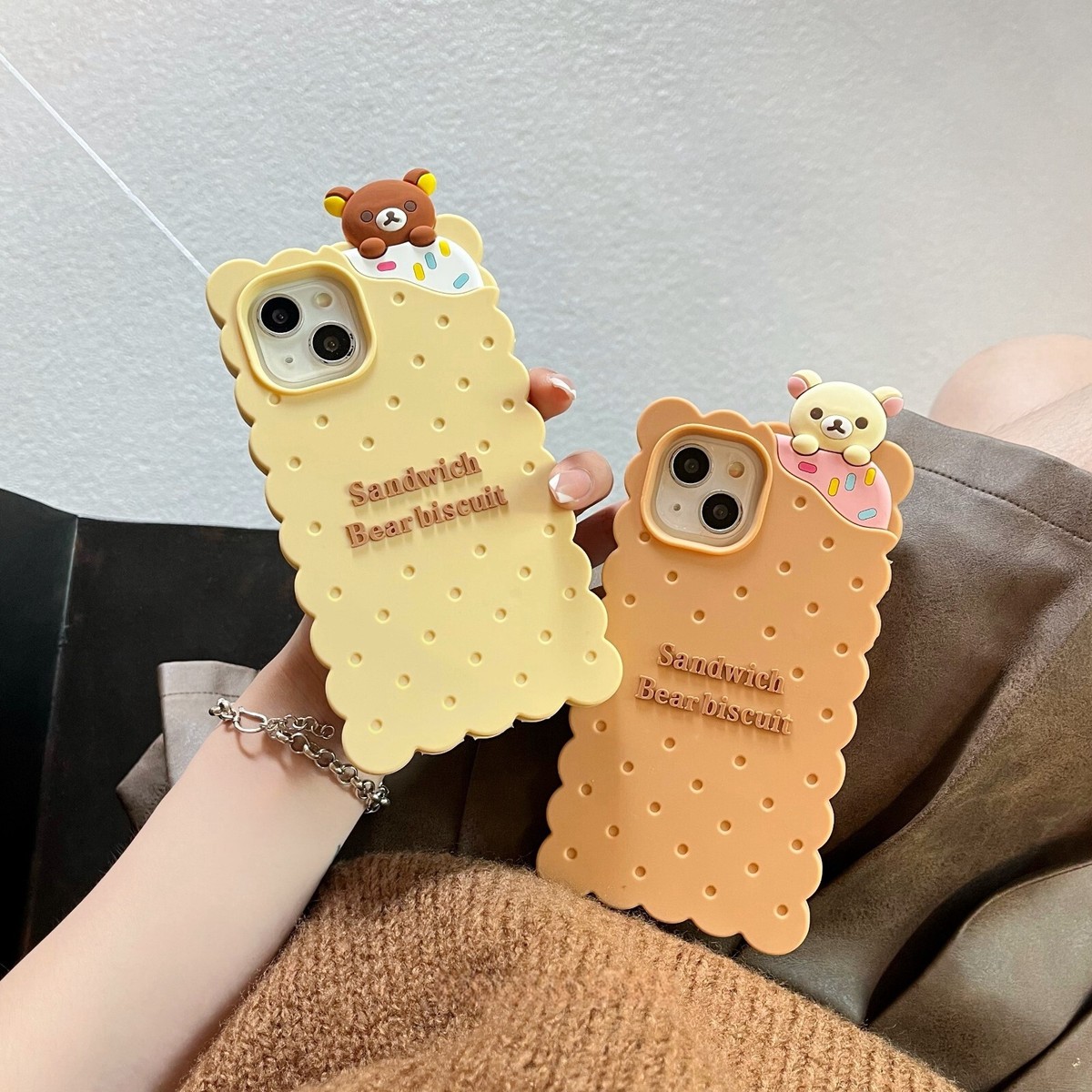 An application scenario or product detail of rilakkuma phone case - Image 8