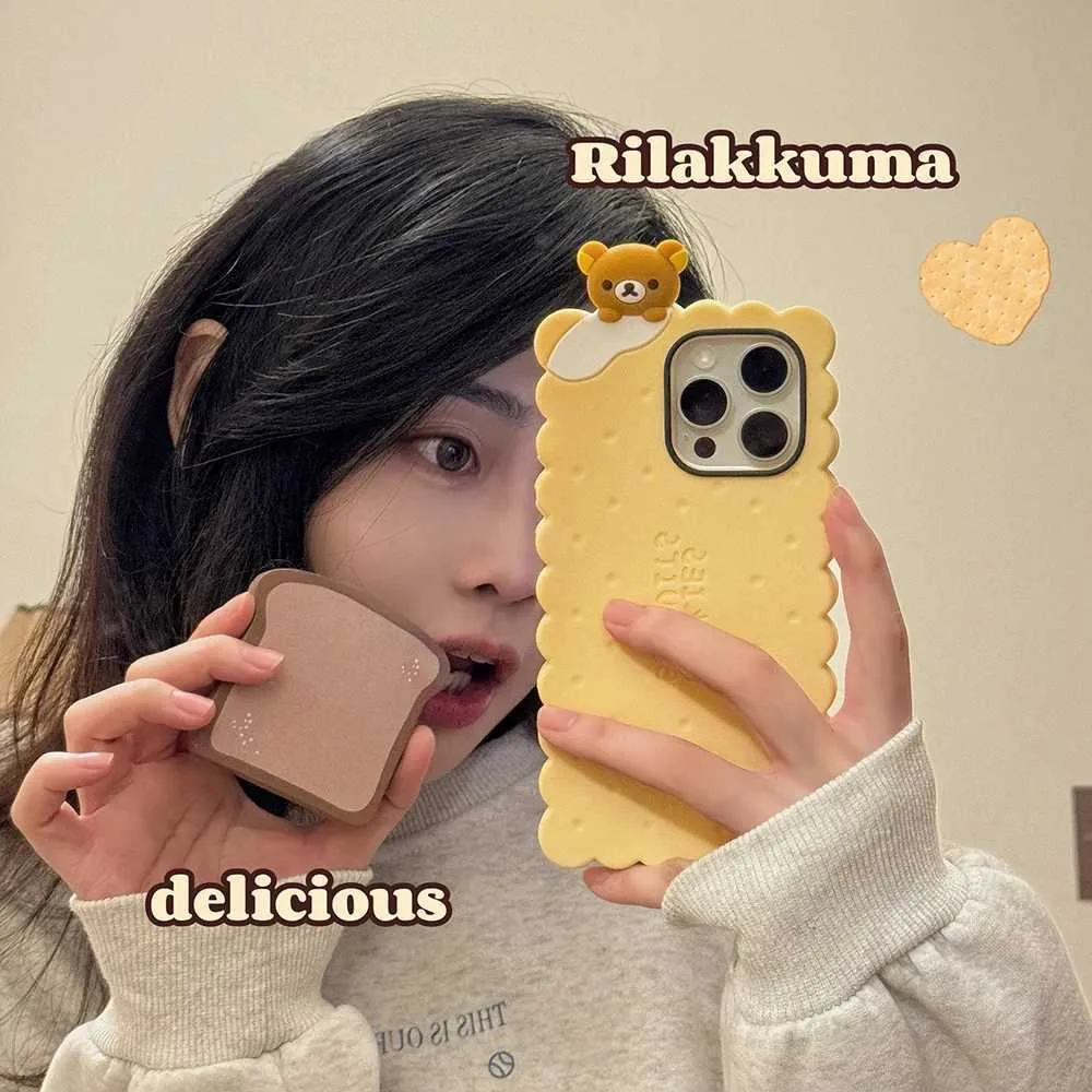 An application scenario or product detail of rilakkuma phone case - Image 18