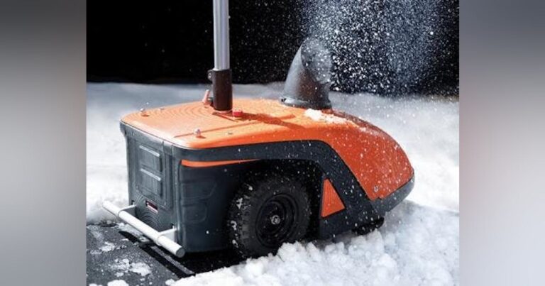 Featured image for the robot snowblower guide