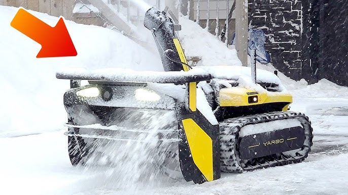 An application scenario or product detail of robotic snow blower - Image 10